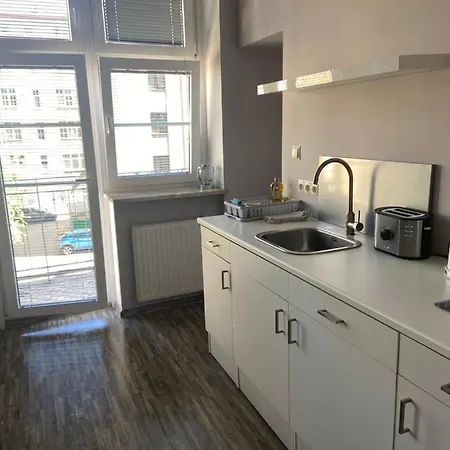 Centrum Msciwoja Apartment *